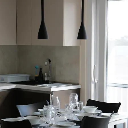 Wileg 4a Luxury With Shared Swimming Pool. Appartement Qala